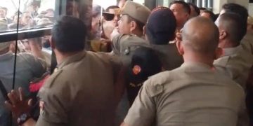 Sengketa Lahan Memanas! Warga Ogan Ilir Kepung Kantor Bupati, Tagih Janji HGU!