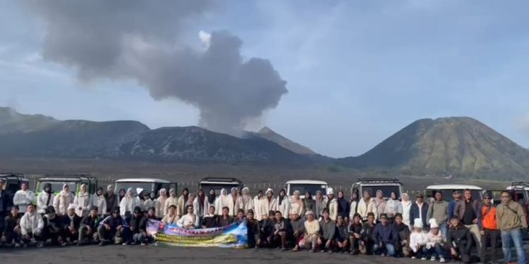 Mencintai Kekayaan Alam dan Budaya Indonesia, Paskibraka Lampung Barat Berkunjung ke Bromo