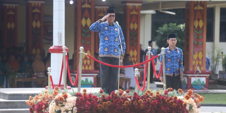 Upacara HUT ke 54 KORPRI di Lampung Barat: Pengabdian ASN, Kepedulian Lingkungan, dan Transformasi Kesehatan Warnai Peringatan Tiga Momentum Nasional