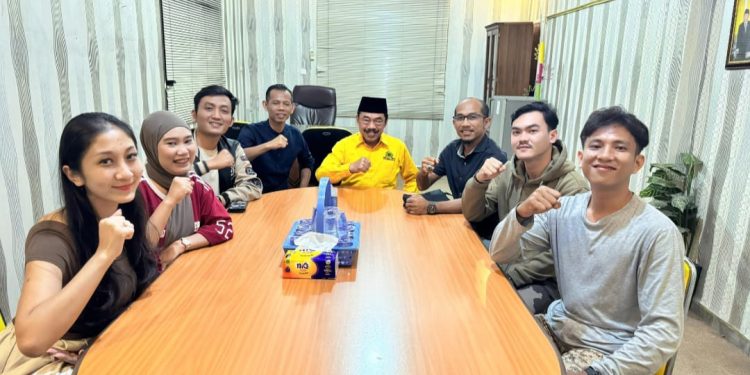 Ketua Harian DPD Partai Golkar Provinsi Lampung Riza Mirhardi Lepas Keberangkatan Kader Ikuti Diklat PP AMPG