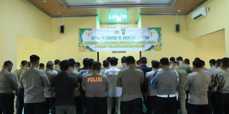 Polres Tubaba Gelar Sholat Ghaib dan doa bersama untuk Korban Bencana Aceh, Sumut, Sumbar serta Jatim
