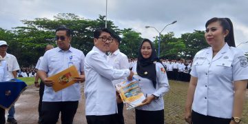 Bupati Hamartoni Ahadis Didampingi Wakil Bupati Romli Lantik 4.784 PPPK Paruh Waktu di Lampung Utara