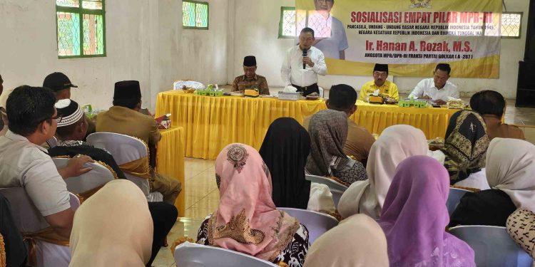 Hanan Rozak Sosialisasi Di Bumi Agung : Pancasila dalam Empat Pilar MPR RI