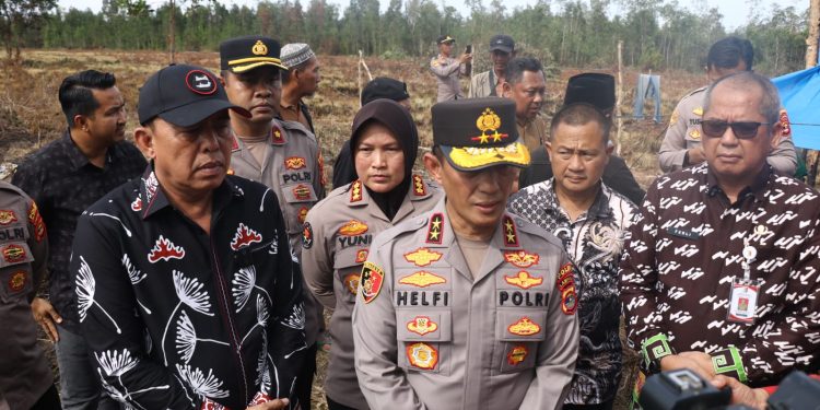 Kapolda Lampung Turun Langsung Hadir Redam Konflik Lahan Isenpatow Bonow, Polri Tegaskan Solusi Damai dan Berkeadilan