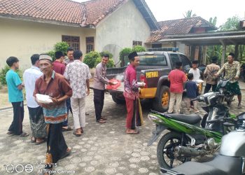 Polsek Lambu Kibang Gelar Jumat Berkah, Tebar Kepedulian Lewat 50 Paket Makanan
