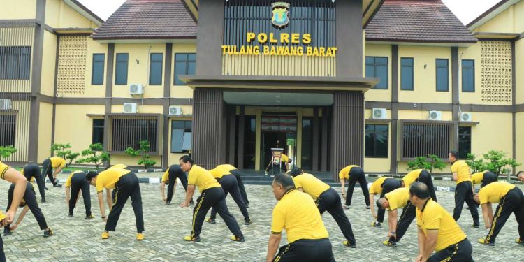 Polres Tubaba Tingkatkan Kebugaran Melalui Olahraga Pagi Bersama untuk Mendapatkan Tubuh yang Sehat