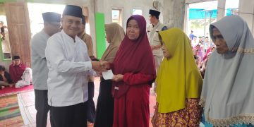 Lakukan Safari Ramadhan Wakil Bupati Lampung Barat Serahkan Santunan Hingga Bantuan Masjid