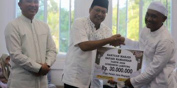 Bupati Parosil Titip Pesan Pembangunan Tiga Ruas Jalan di Lampung Barat ke Gubernur