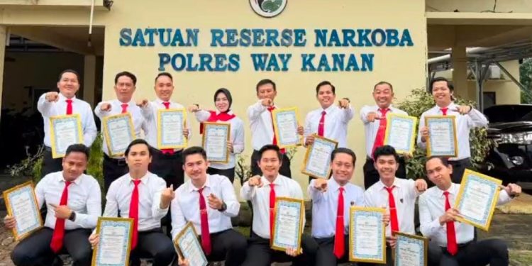 Satuan Reserse Narkoba Polres Way Kanan, Kembali Terima Penghargaan