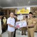 Bupati Lampung Barat Serahkan Bantuan Pesta Sekura Cakak Buah, Minta Jaga Marwah Budaya Sekura