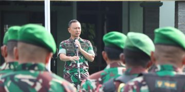 Jelang Lebaran Hari Raya Idul Fitri,  Jajaran Babinsa dan Seluruh Prajurit Kodim 0410/KBL Melaksanakan Apel Sekaligus Jam Komandan