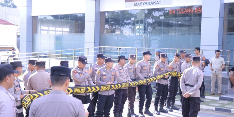 Polres Tulang Bawang Gelar Simulasi Sispam Mako Pasukan Ton dalam Siap Jaga Kedaulatan Keamanan Wilayah Tulang Bawang