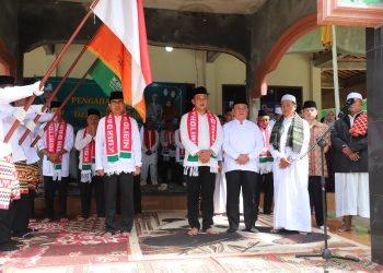 Mad Hasnurin, Hadiri Pengajian Akbar dan Zikir Manakib di Pondok Pesantren Daruth Tholibin