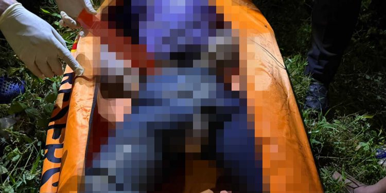 Tim Inafis Polres Tubaba Lakukan Evakuasi dan VeR Terhadap Mayat Yang Terapung di Rawa