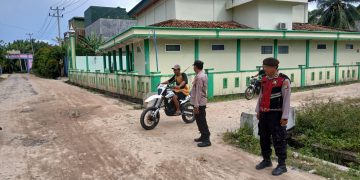 Sikap Tegas Polsek Dente Teladas: Gelar Strong Point Sore, Amanah Jaga Keamanan, Situasi Wilayah Kondusif Sepenuhnya