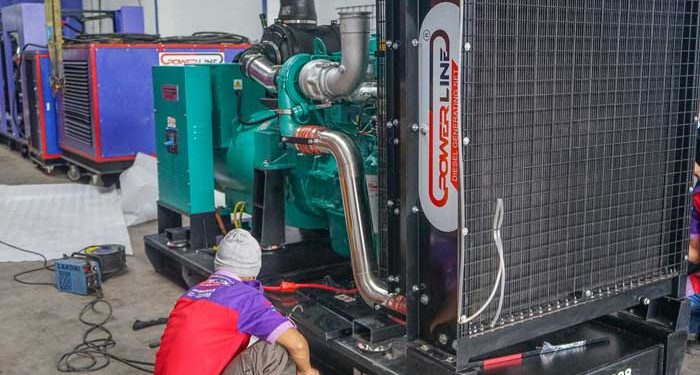 Inilah Tips dan Cara Hitung Pemakaian Solar Genset Agar Operasional Industri Lebih Hemat