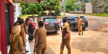 Staf Khusus Menteri Koperasi Tinjau Pembangunan Gerai KDKMP di Way Kanan