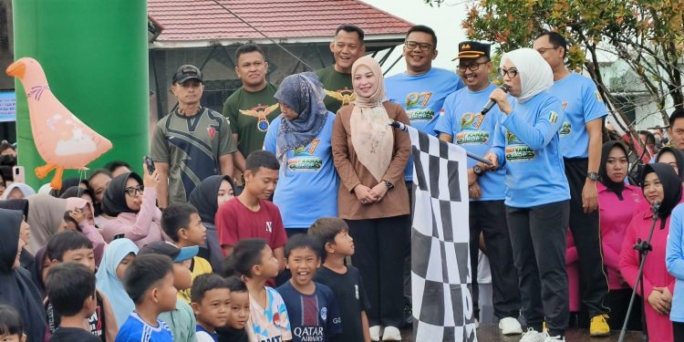 Bupati Waykanan Lepas Langsung Acara Jalan Sehat