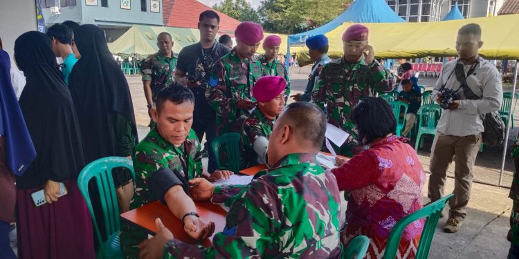 Dalam Rangka HUT Lanal Lampung ke 61, Kopda Ridwan Turut serta Monitoring dan Dukung Kegiatan Donor Darah